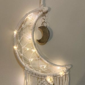 Boho, Handmade, macramé 🌙 /🦉or ⭐️ dream catcher with ✨mini fairy lights✨…
